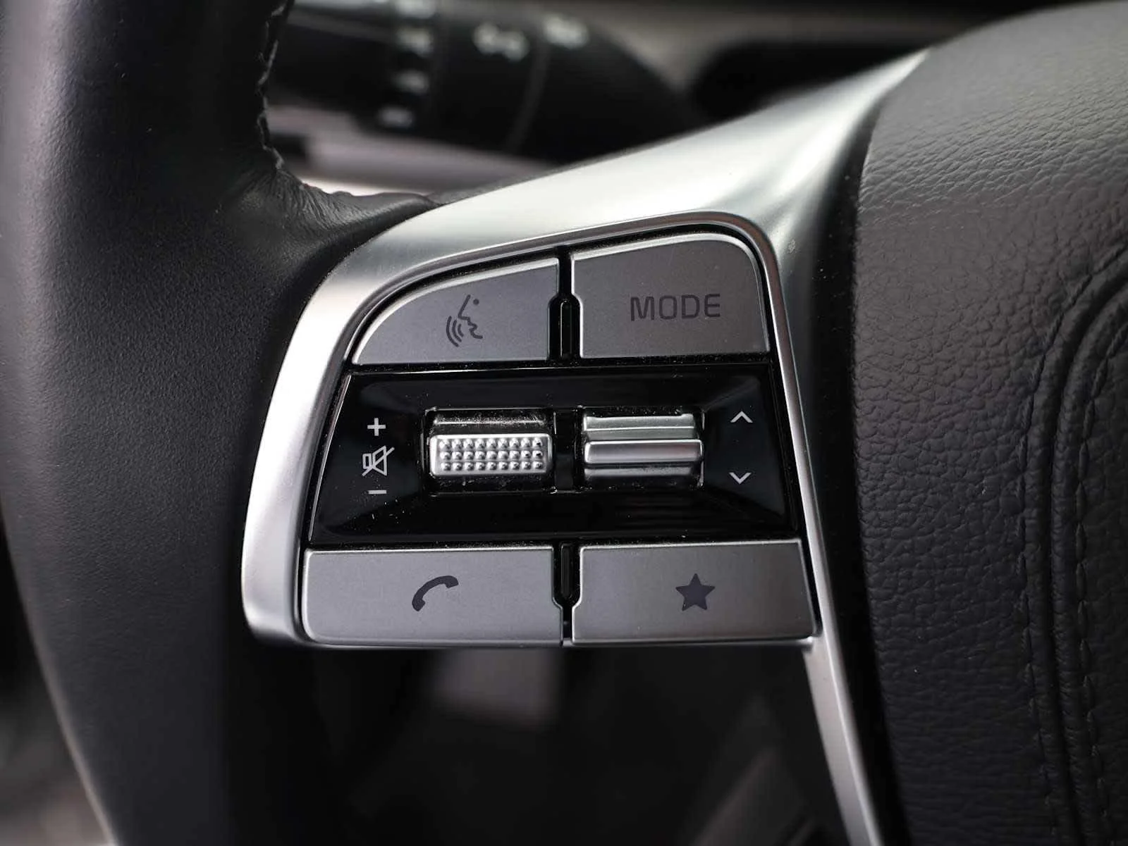 Used 2024 Ebony Black Kia EX X-Line image 14