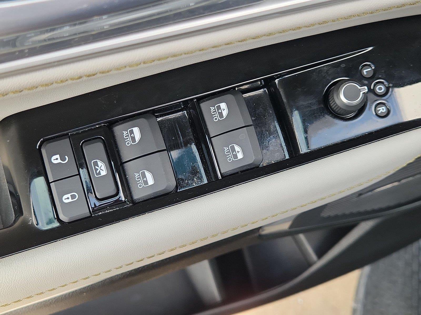 Used 2022 Gray Jeep Series II 4x2 image 22