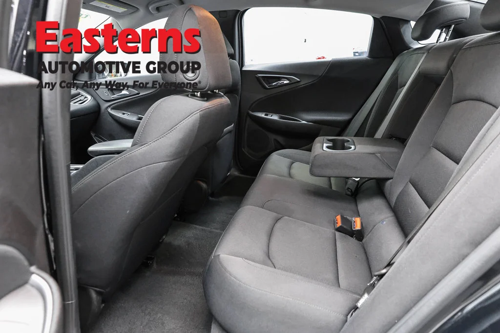 Used 2025 Black Chevrolet LT image 21