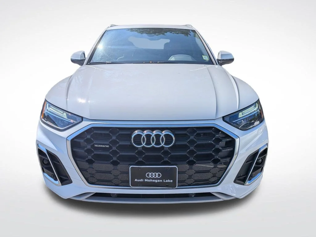 Used 2023 White Audi 45 S line Premium image 9