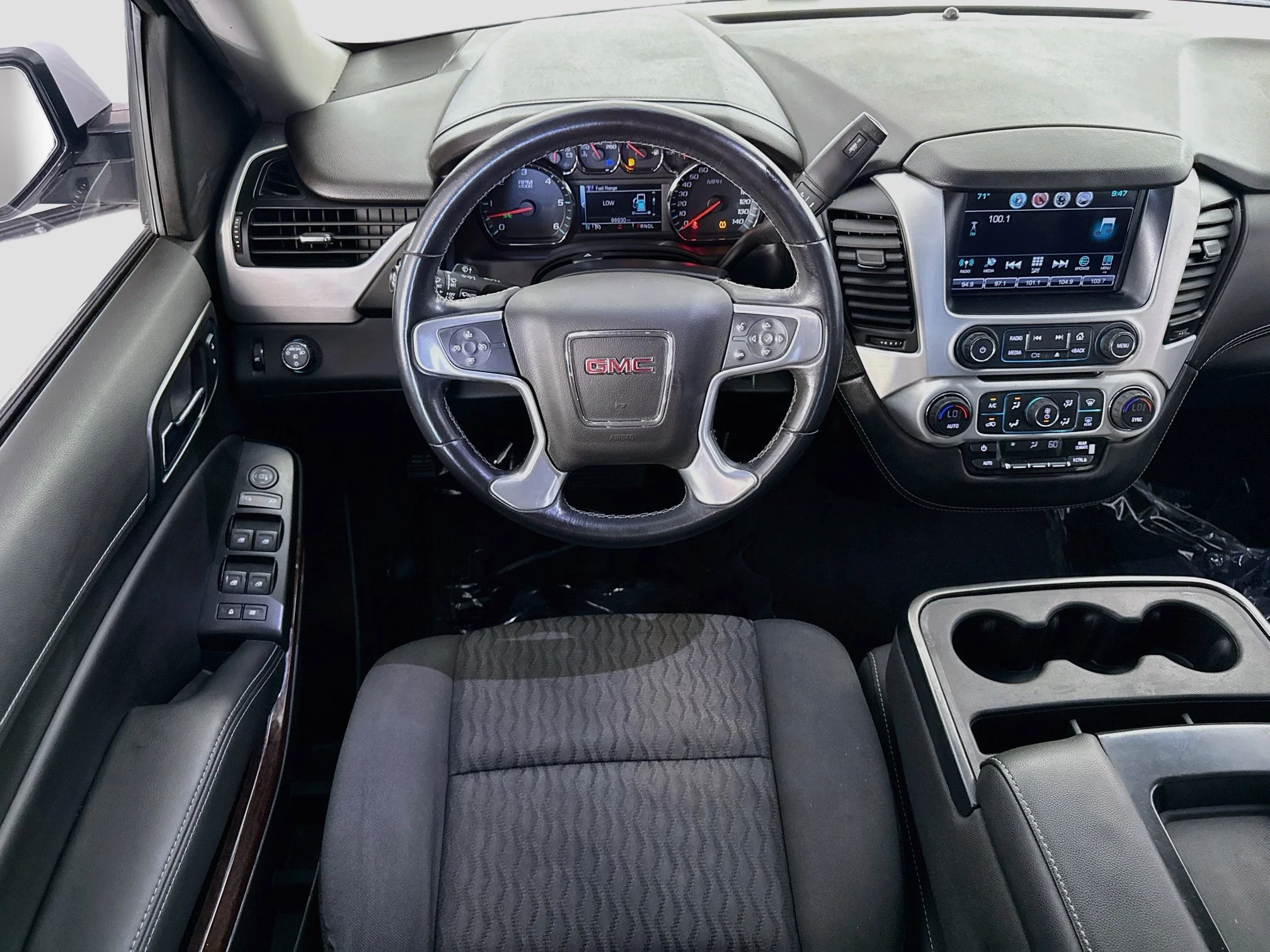 Used 2019 SUMMIT WHITE GMC SLE image 23