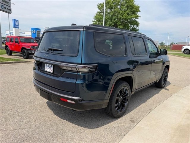 New 2026 Fathom Blue Pearl-Coat Exterior Paint Jeep Summit Obsidian image 4