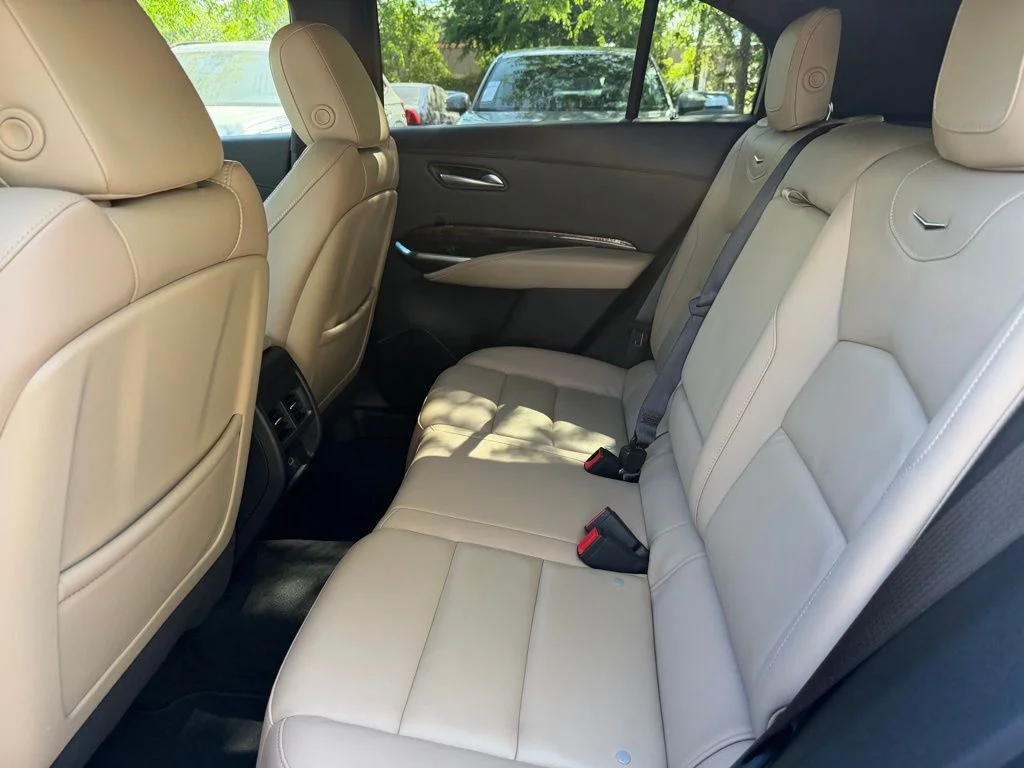 2025 Cadillac XT4 Premium Luxury - Photo 11