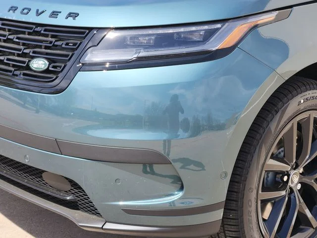 Used 2026 Green Land Rover S image 5