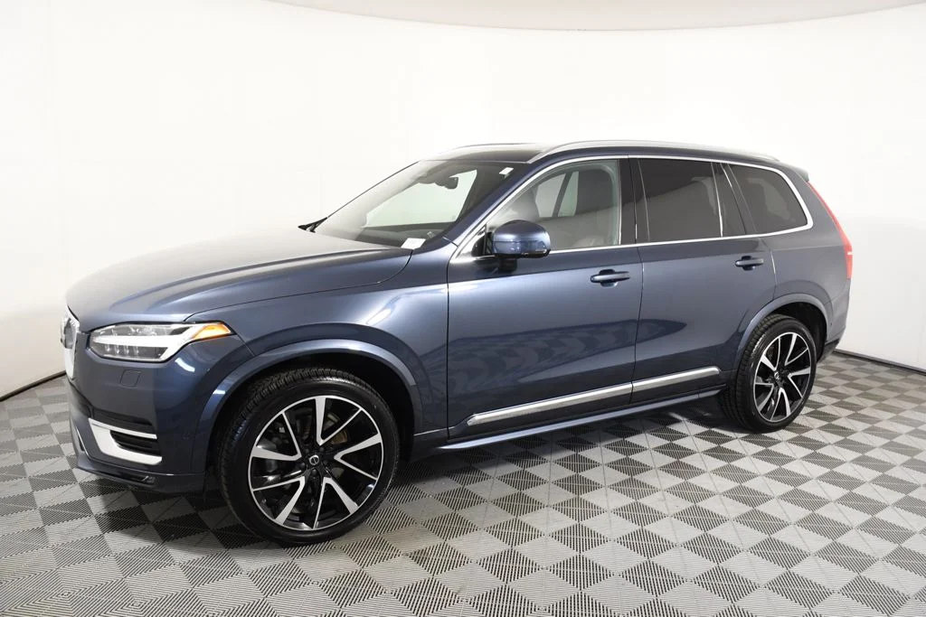 Used 2023 Volvo XC90 Plus with VIN YV4062PN8P1954637 for sale in Richfield, Minnesota