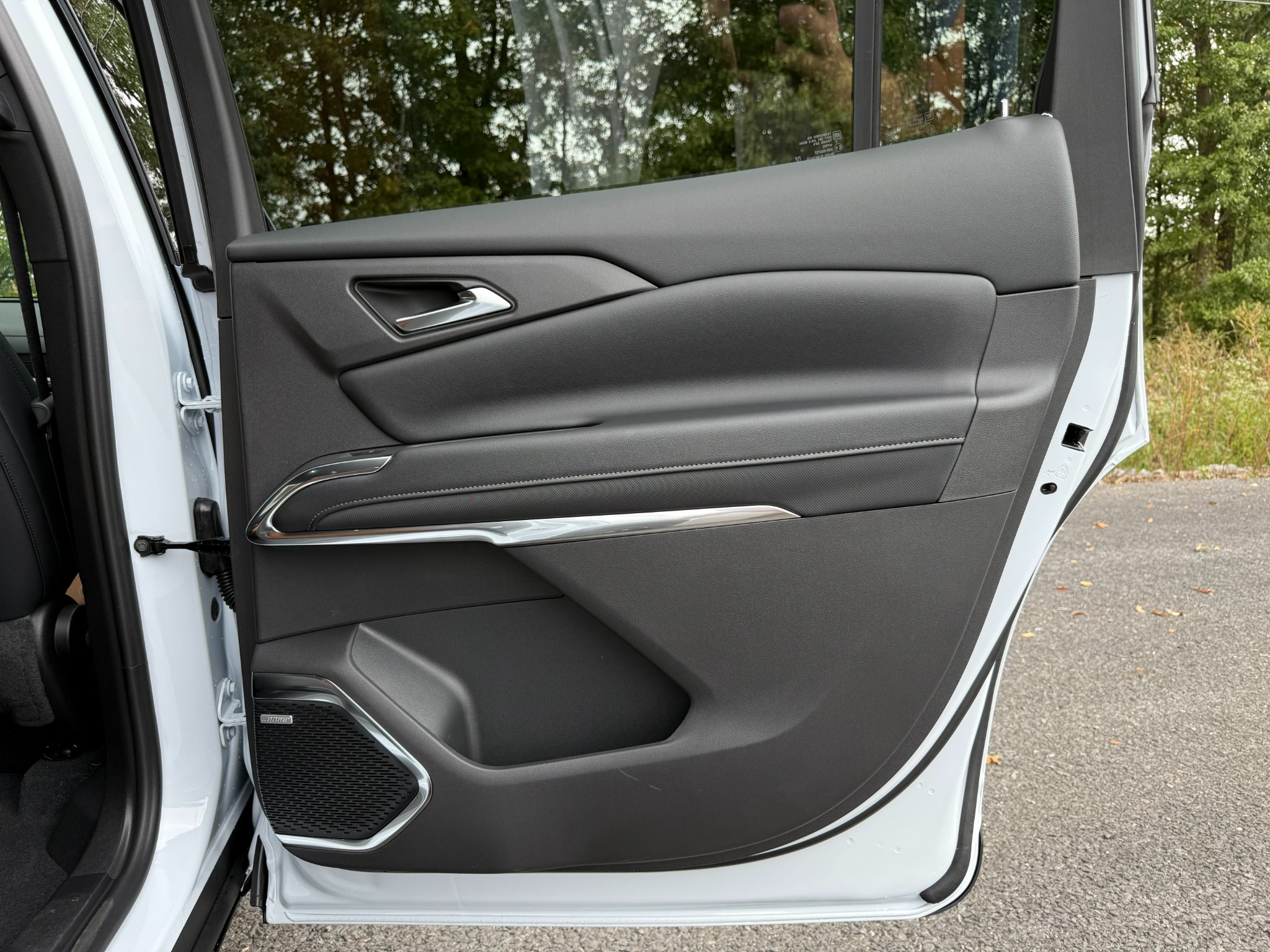 2027 Chevrolet Traverse Z71 - Photo 29