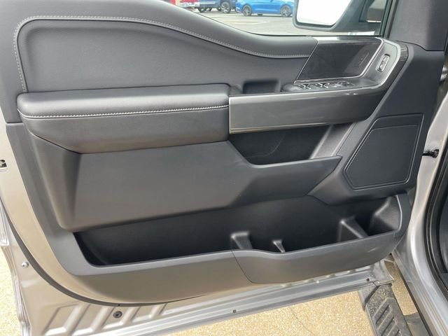 Used 2023 Silver Ford XLT image 11