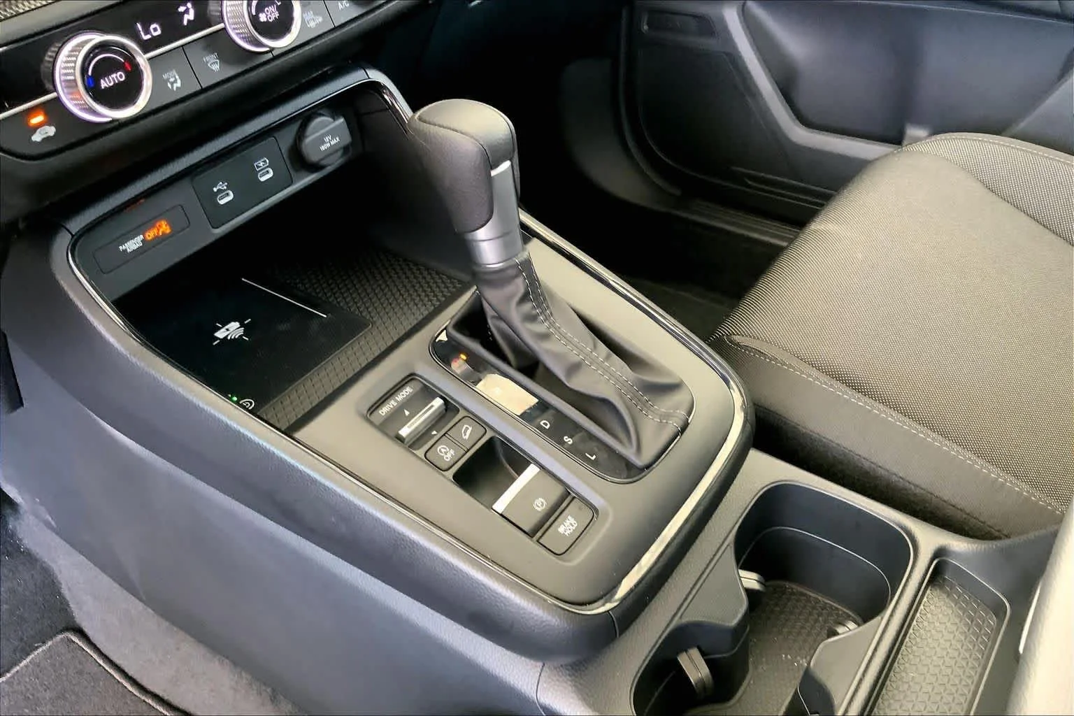 2026 Honda CR-V EX - Photo 17