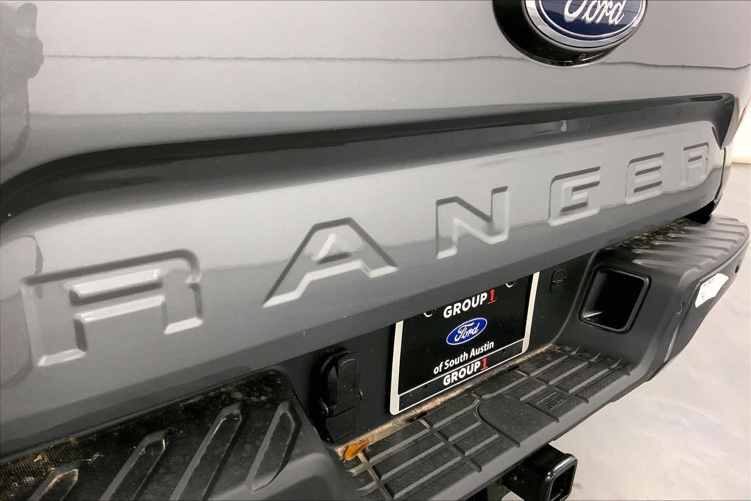 New 2026 M7/CARBONIZED G Ford XLT image 12