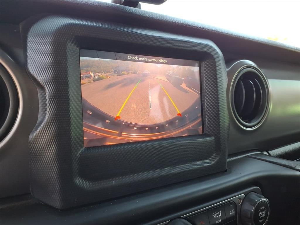 Used 2021  Jeep Unlimited Sport S image 24