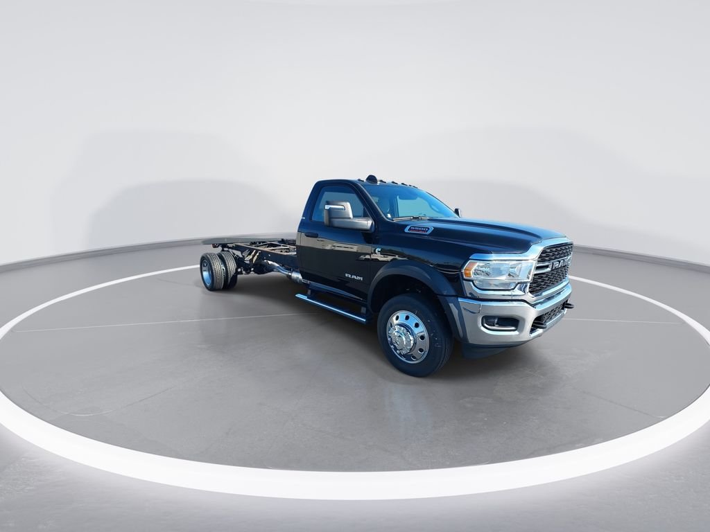 New 2024 Diamond Black Crystal Pearl-Coat Exterior Paint RAM SLT image 2