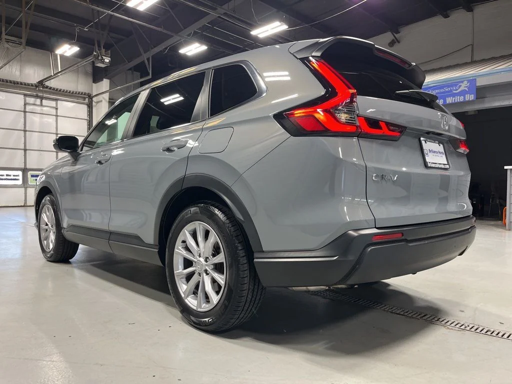 Certified Used 2023 Urban Gray Pearl Honda 1.5T AWD EX BD image 5