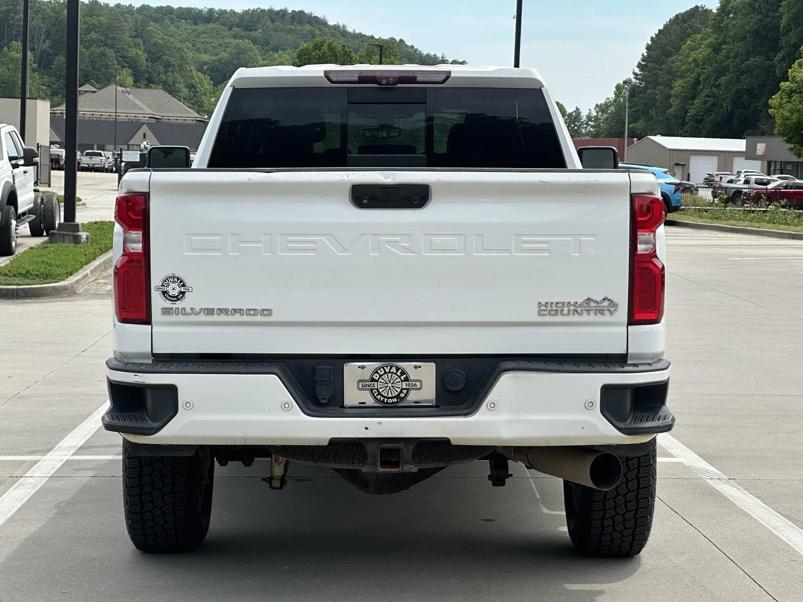 Used 2020 Summit White Chevrolet High Country image 6