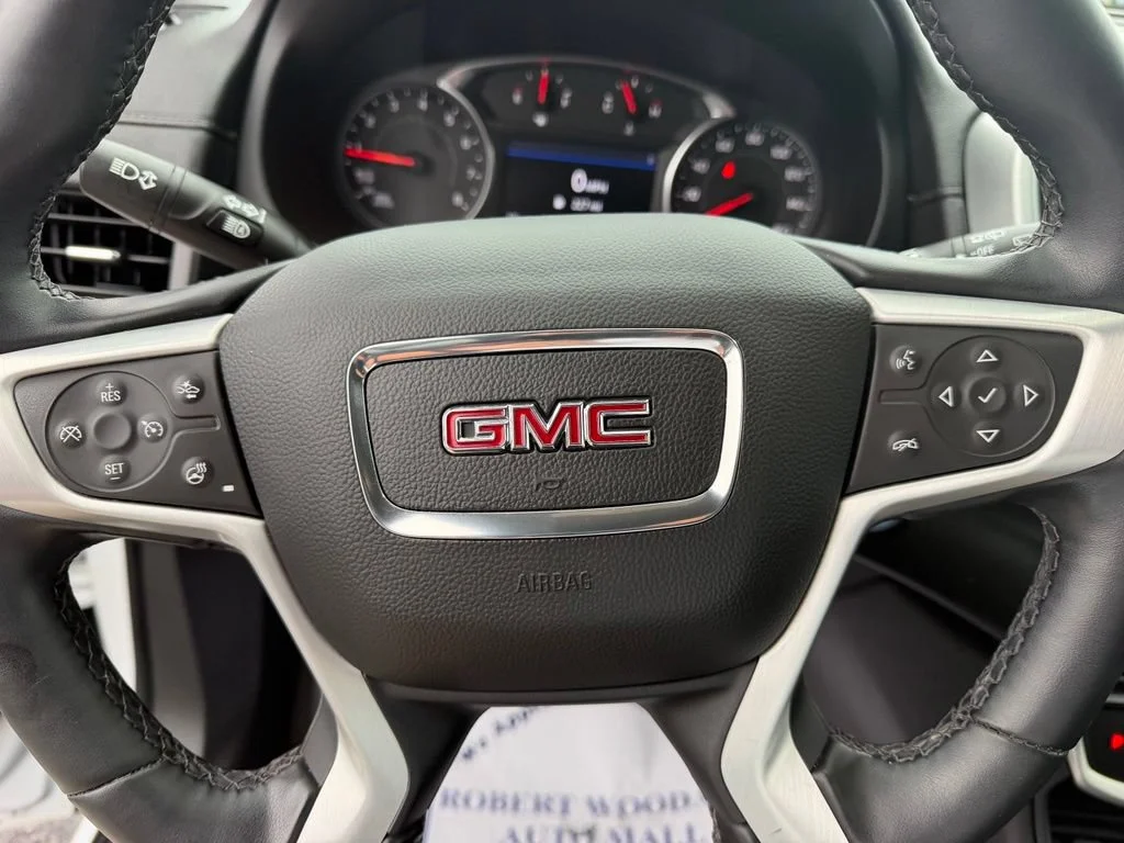Used 2023 Summit White GMC SLT image 11