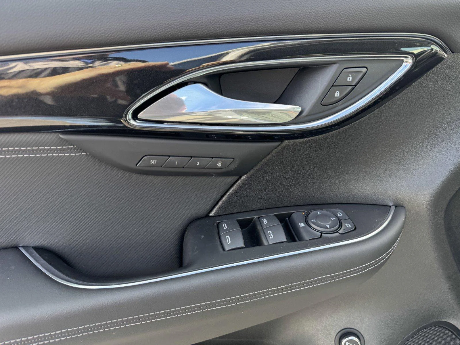 New 2026 Summit White Buick Preferred image 17