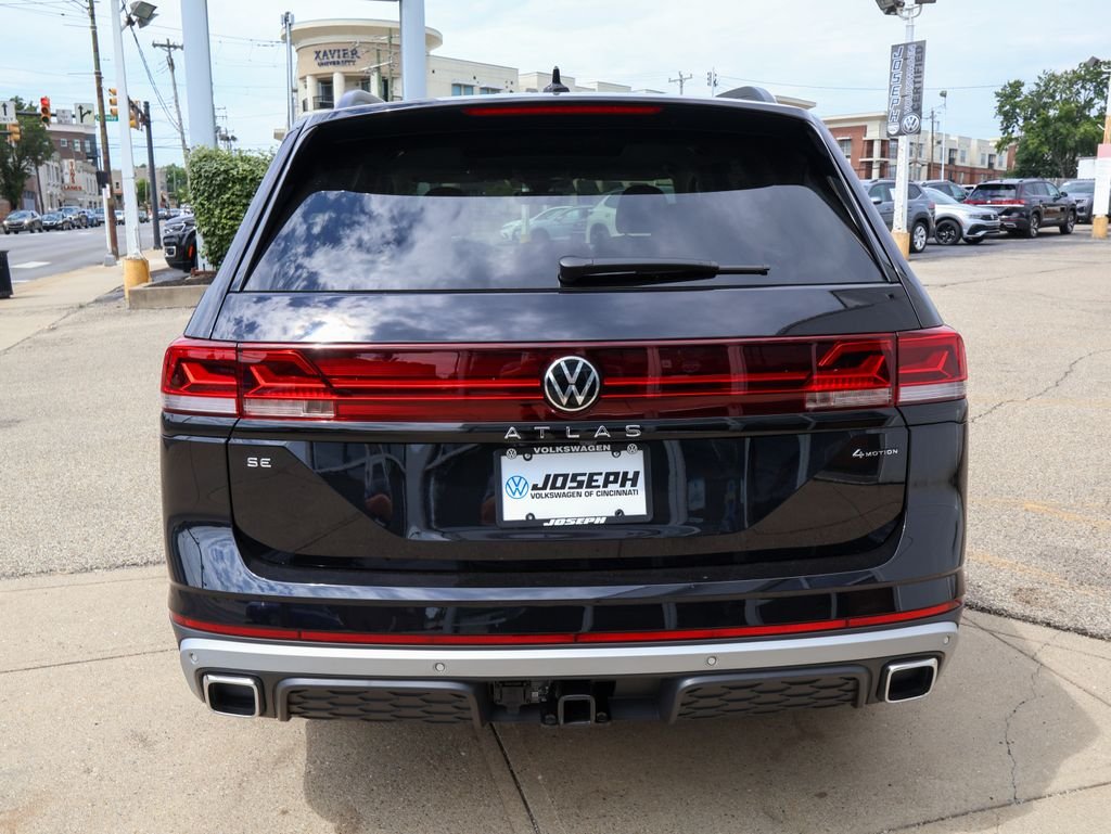 New 2026 Black Volkswagen 2.0T Peak Edition image 4