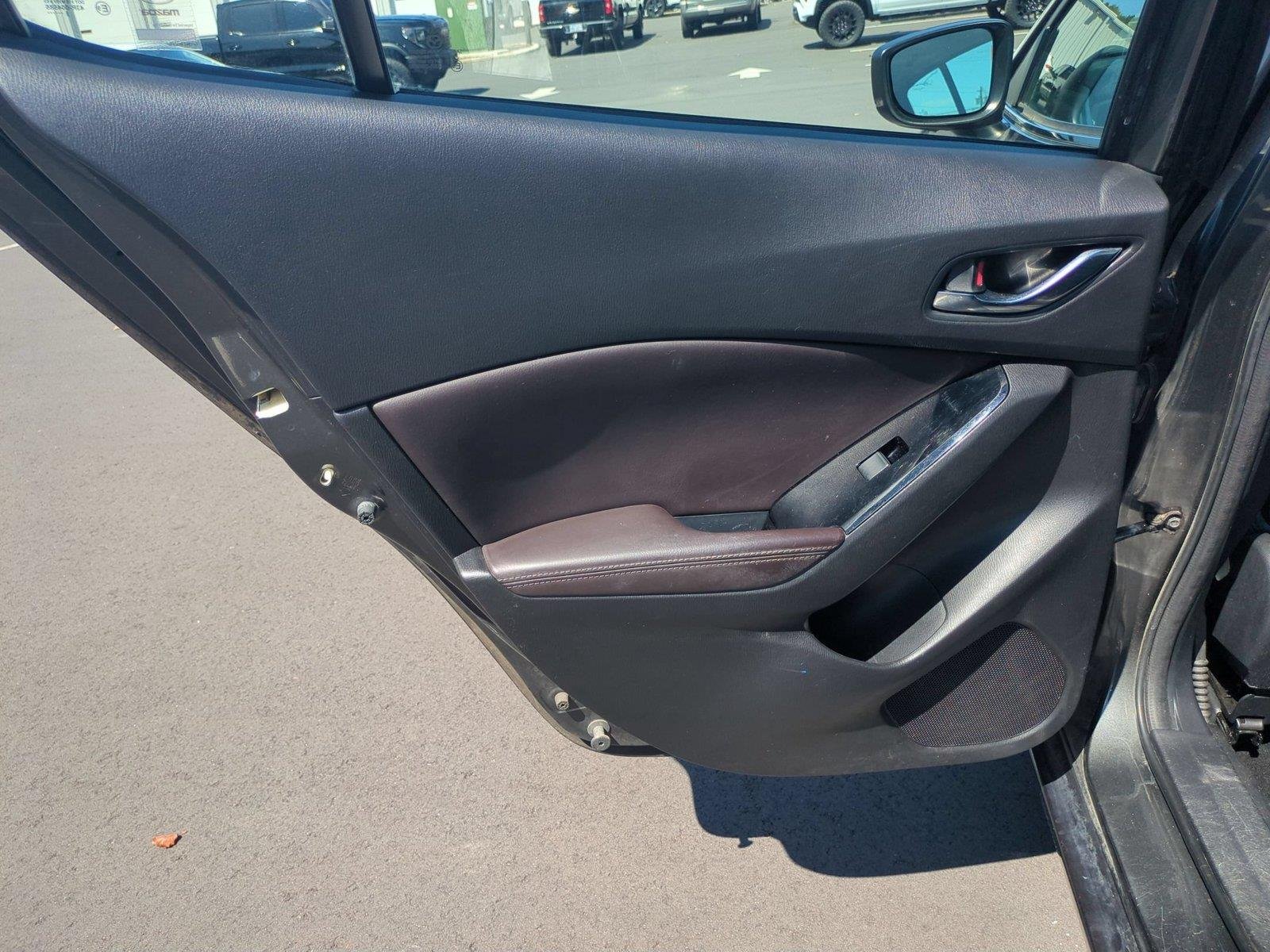 Used 2018 Machine Gray Metallic Mazda Touring image 31