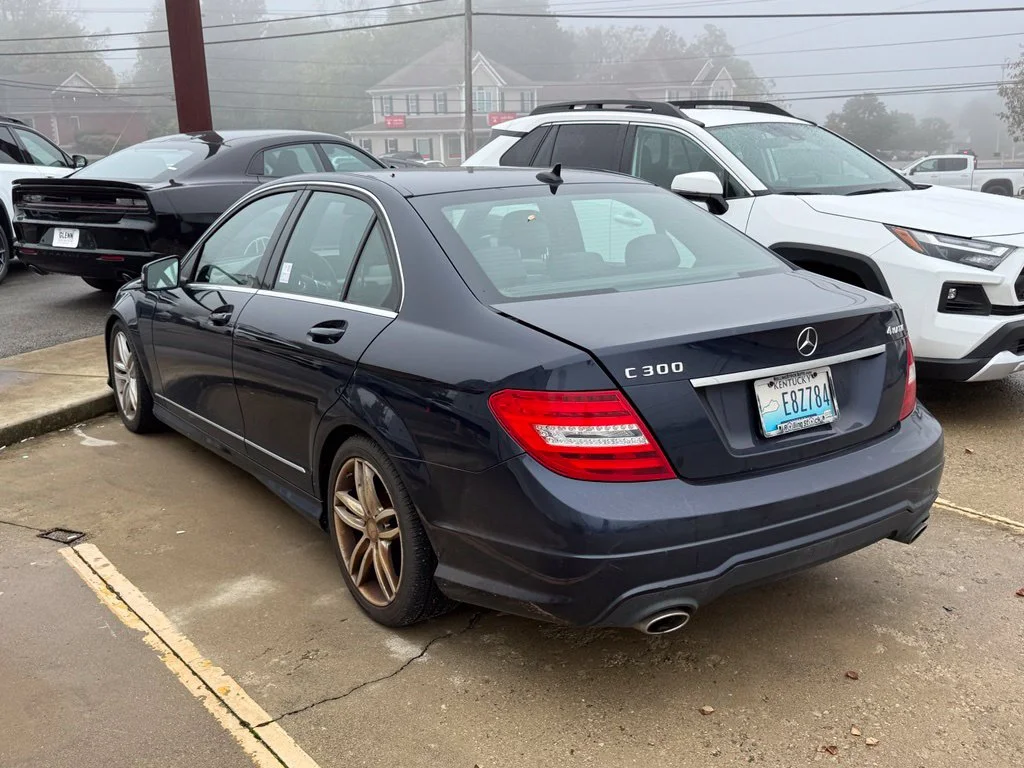 Used 2013 Blue Mercedes-Benz C 300 image 21