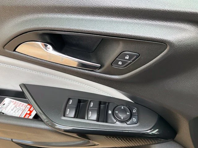 Used 2025 Gray Chevrolet LT image 5