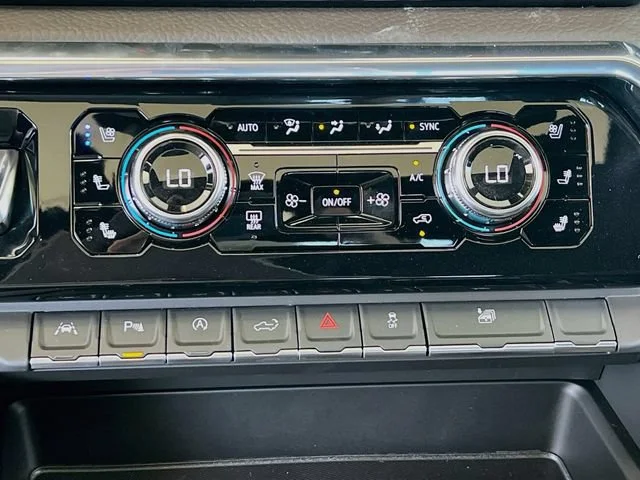 2026 GMC Sierra 1500 Denali - Photo 11