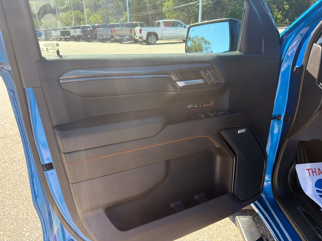 2024 GMC Sierra 1500 AT4 - Photo 10