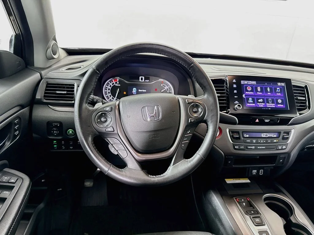 Used 2022 Pacific Pewter Metallic Honda RTL-E image 22