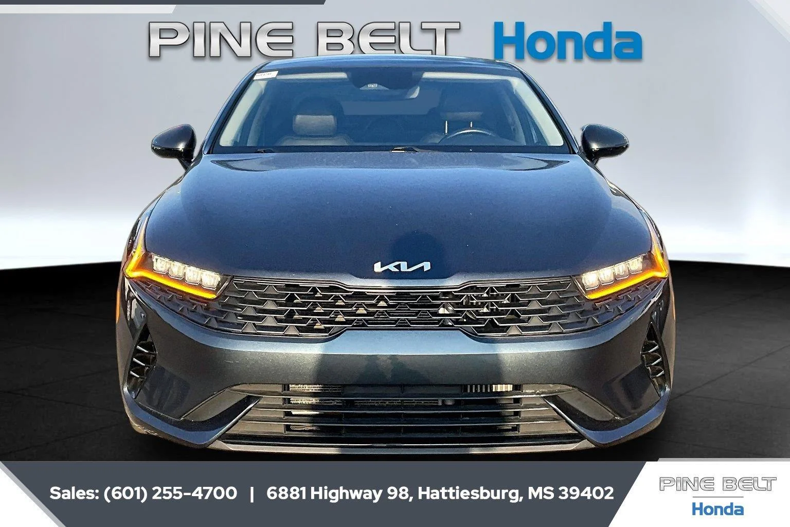 Used 2022 Gravity Gray Kia EX image 3