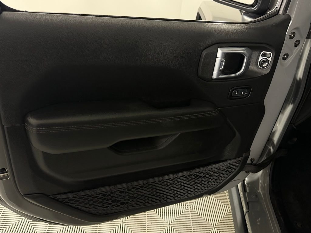 Used 2022 Gray Clearcoat Jeep Unlimited Rubicon 392 image 27