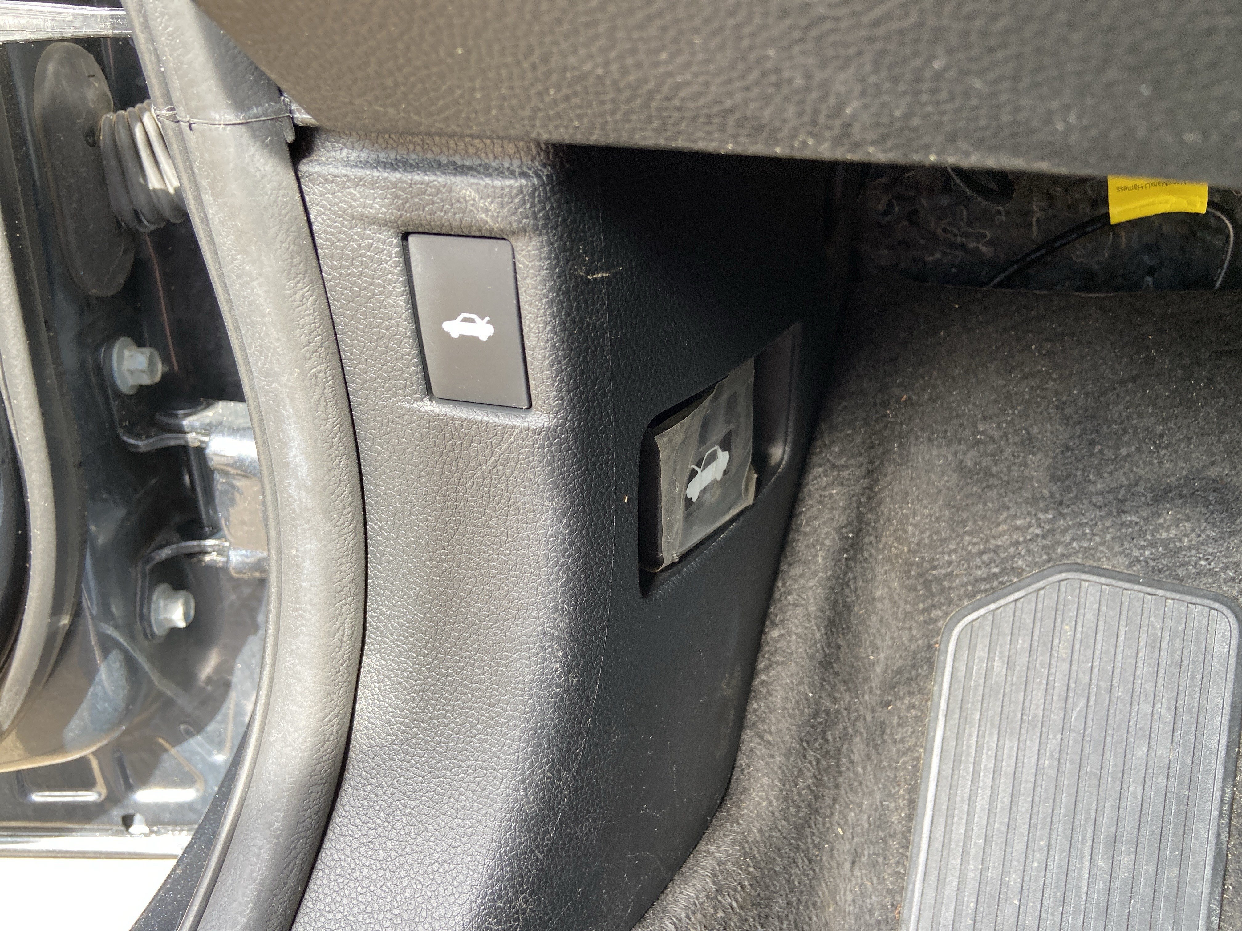 Used 2024 Meteorite Gray Metallic Honda LX image 44
