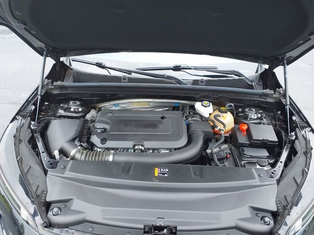 Used 2025 Black Buick Preferred image 8