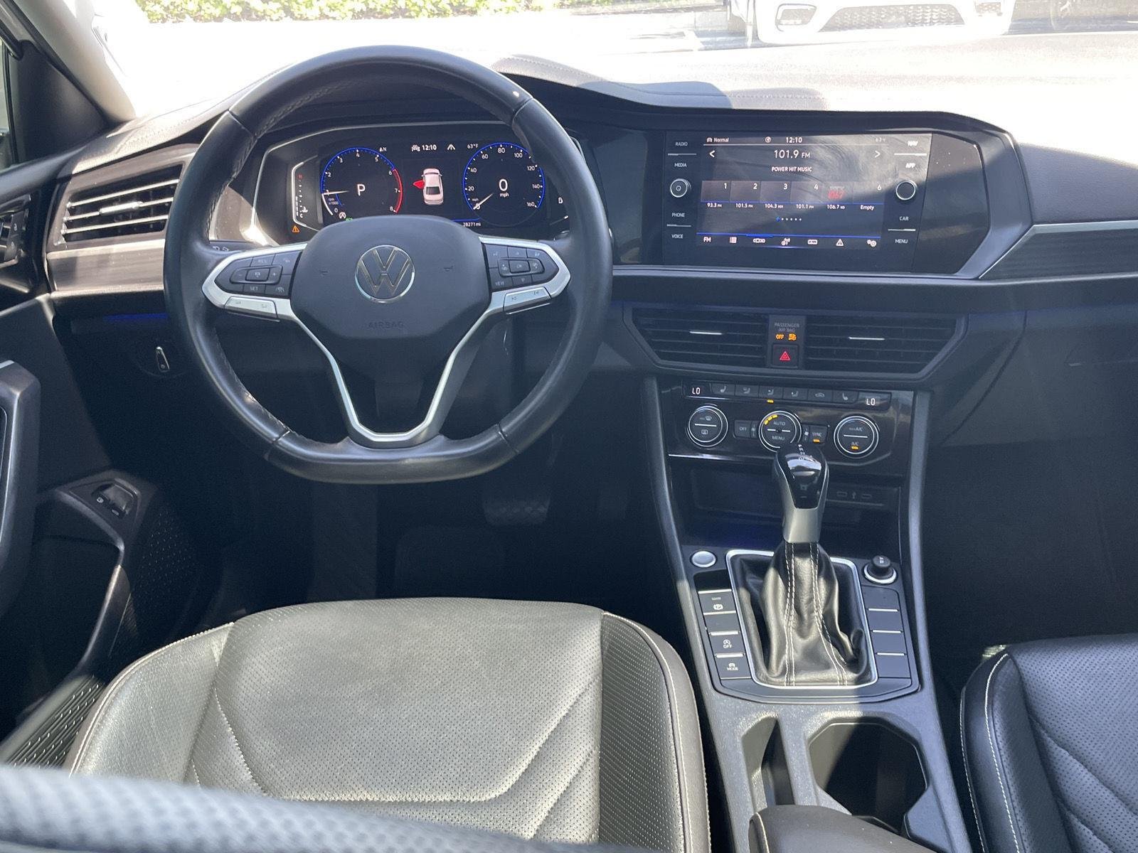 2023 Volkswagen Jetta SEL - Photo 22