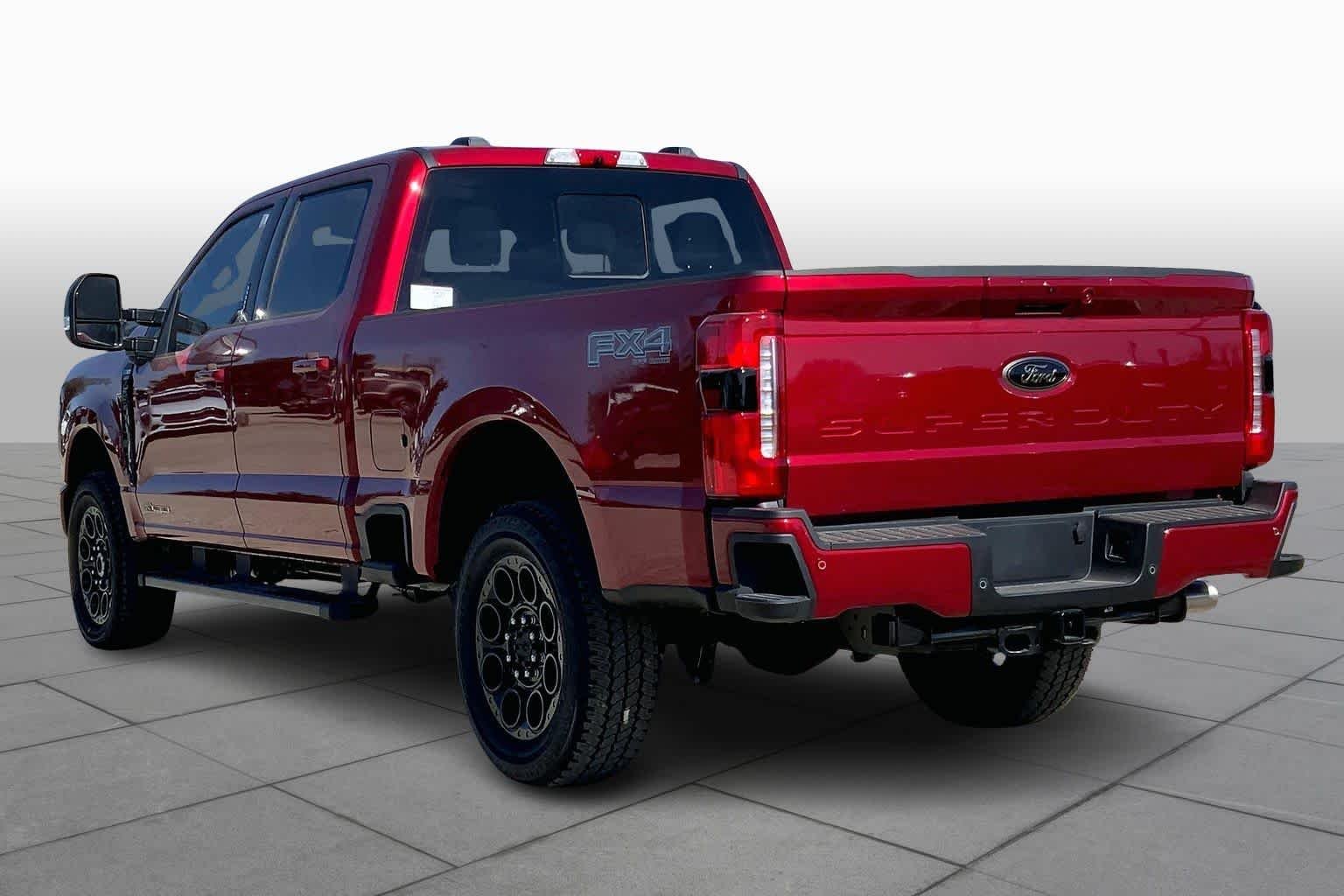 New 2026 Ruby Red Metallic Tinted Clearcoat Ford F-250® XLT image 9