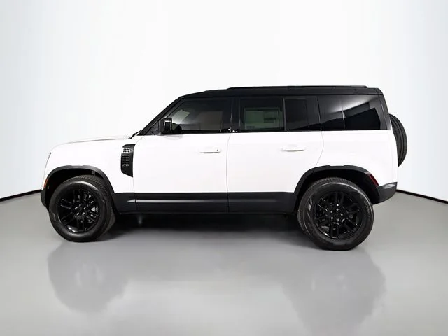 New 2026 Fuji White Land Rover S image 8