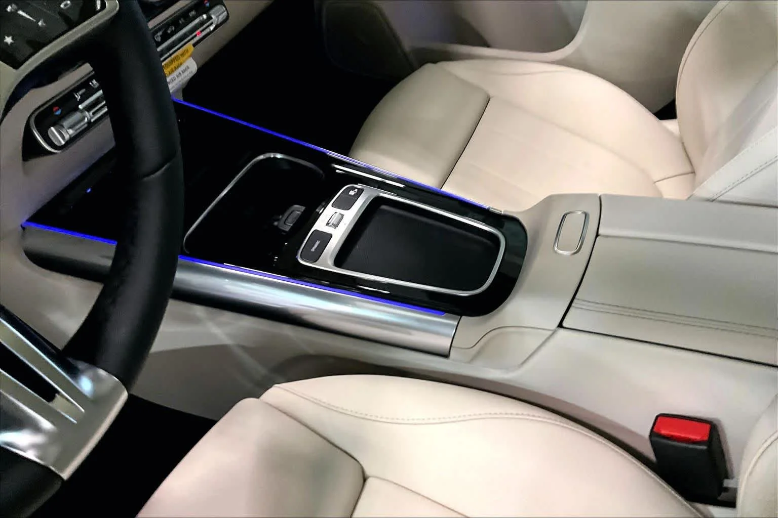 New 2026 Mountain Grey Metallic Mercedes-Benz GLA 250 image 11