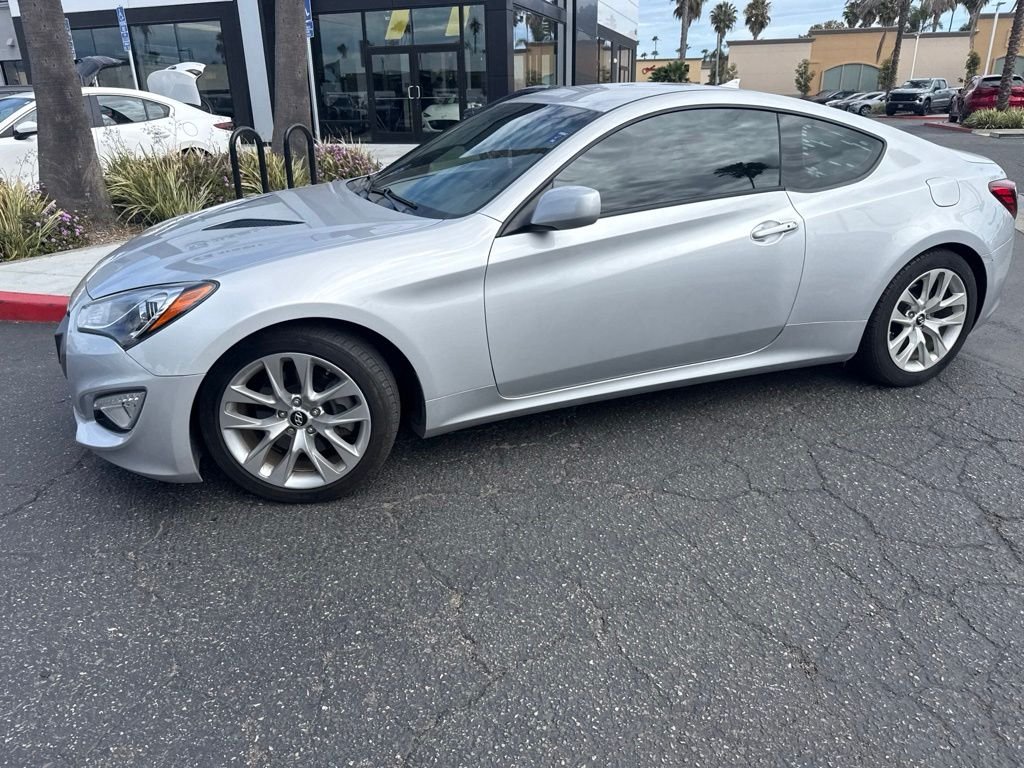 Used 2014 Silver Hyundai 2.0T image 6