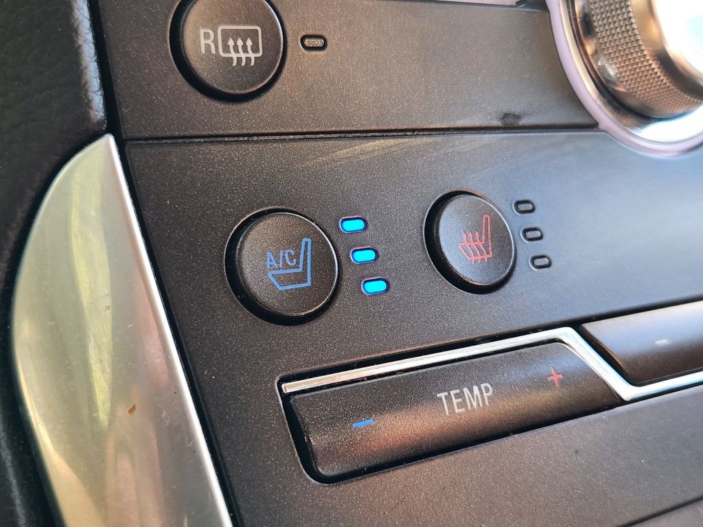 Used 2019 White Ford Titanium image 22