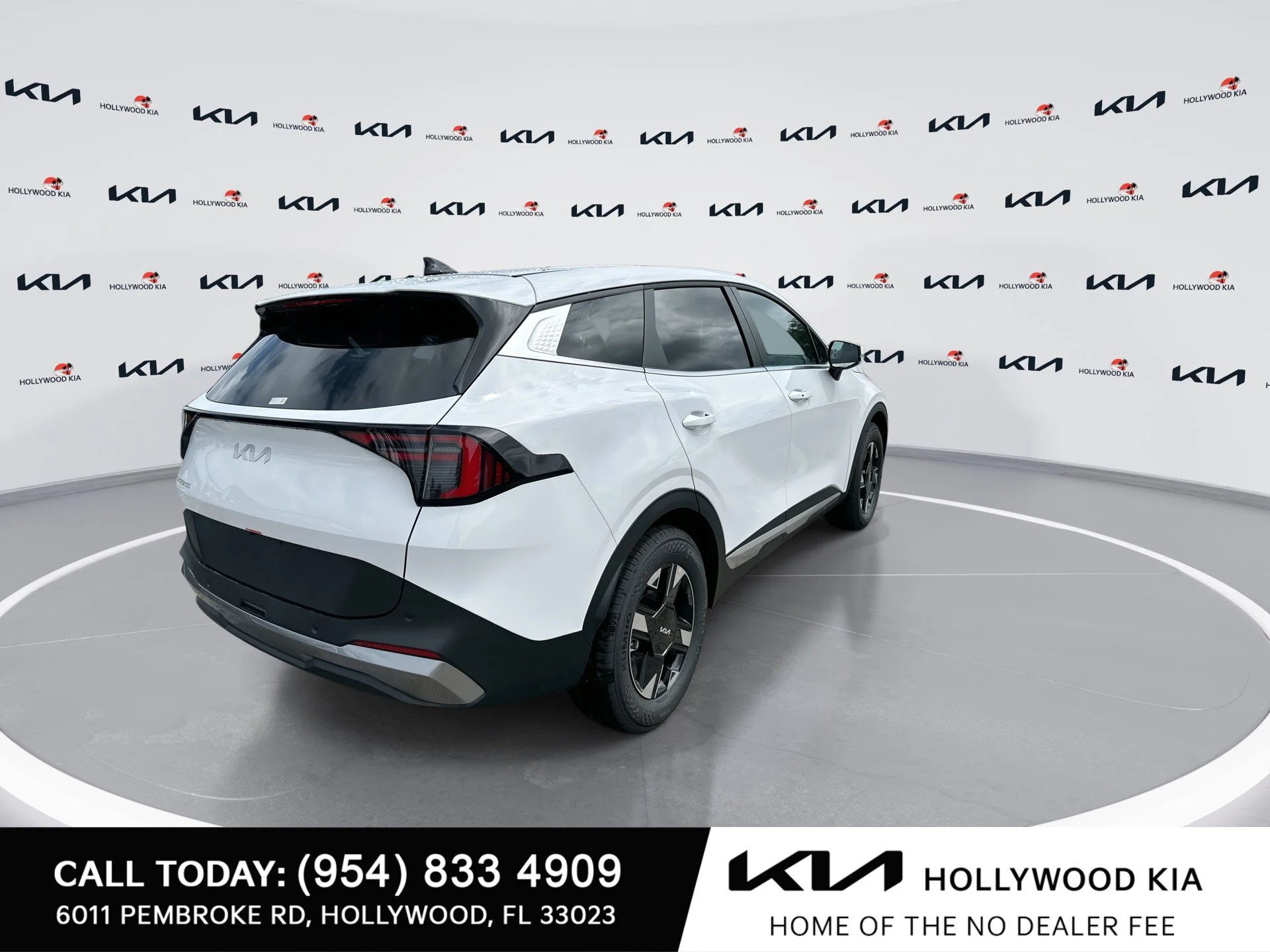 New 2026 Glacial White Pearl Kia LX image 8