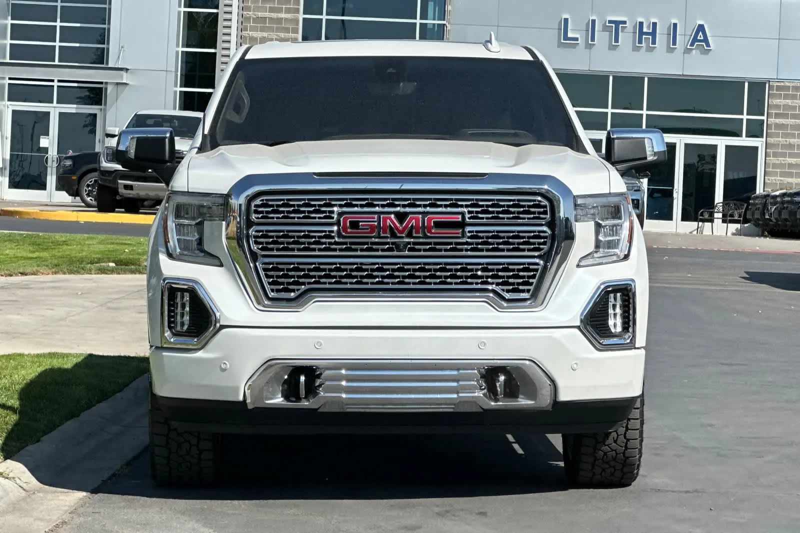 Certified Used 2020 White Frost Tricoat GMC Denali image 10