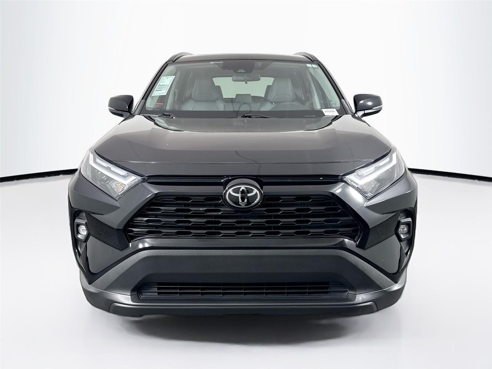 Certified Used 2022 Midnight Black Metallic Toyota XLE Premium image 8