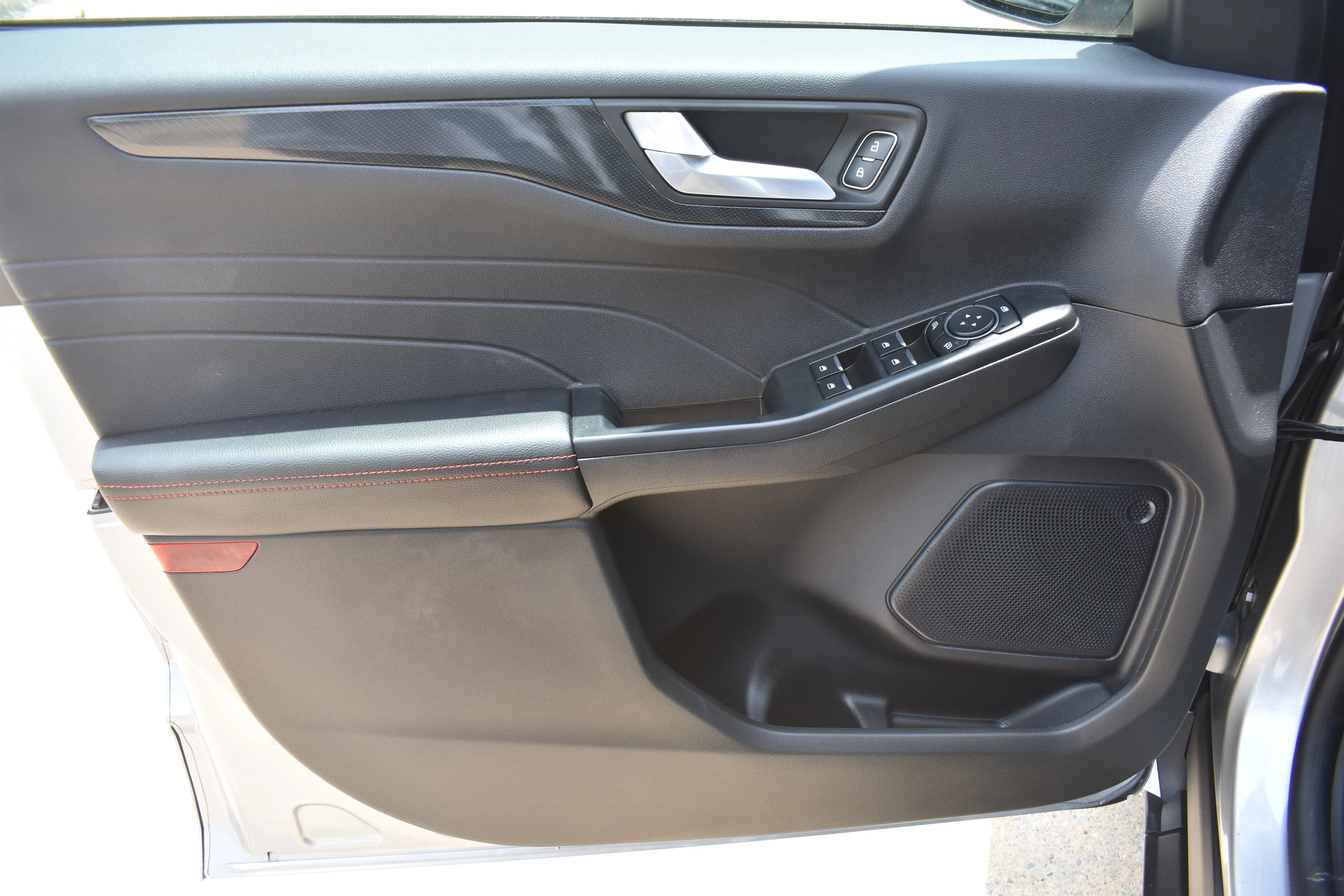 Used 2024 SILVER Ford ST-Line image 12