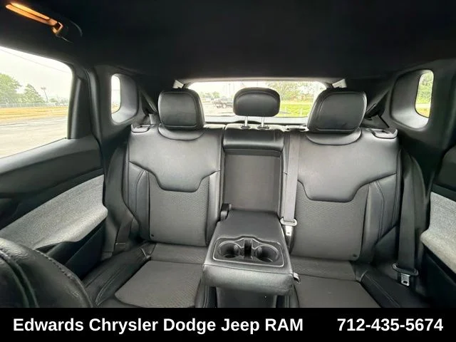Used 2023 Gray Jeep Latitude image 24