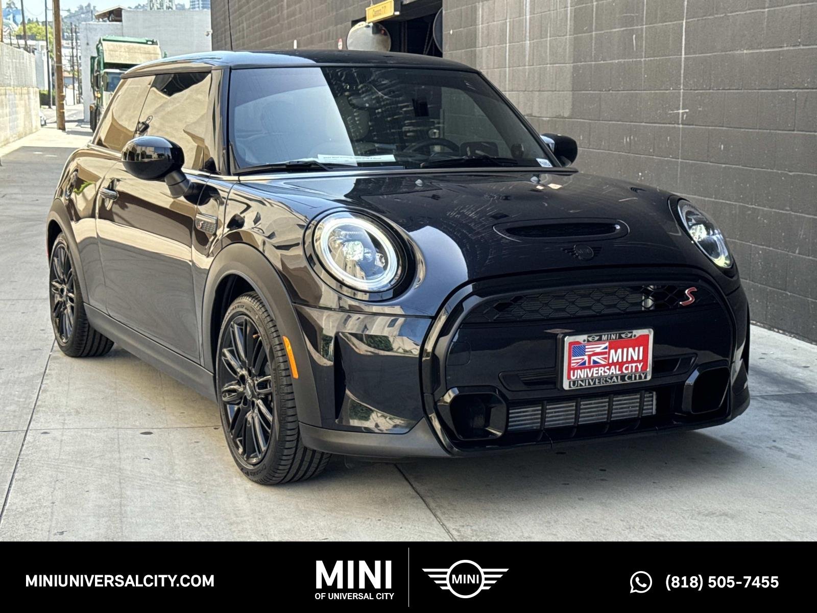 2024 MINI Hardtop Cooper S's photo