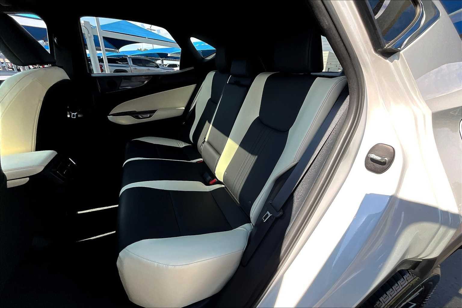 Used 2024 Eminent White Pearl Lexus Premium image 19