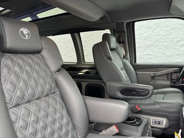 2026 GMC Savana Cargo Work Van - Photo 21