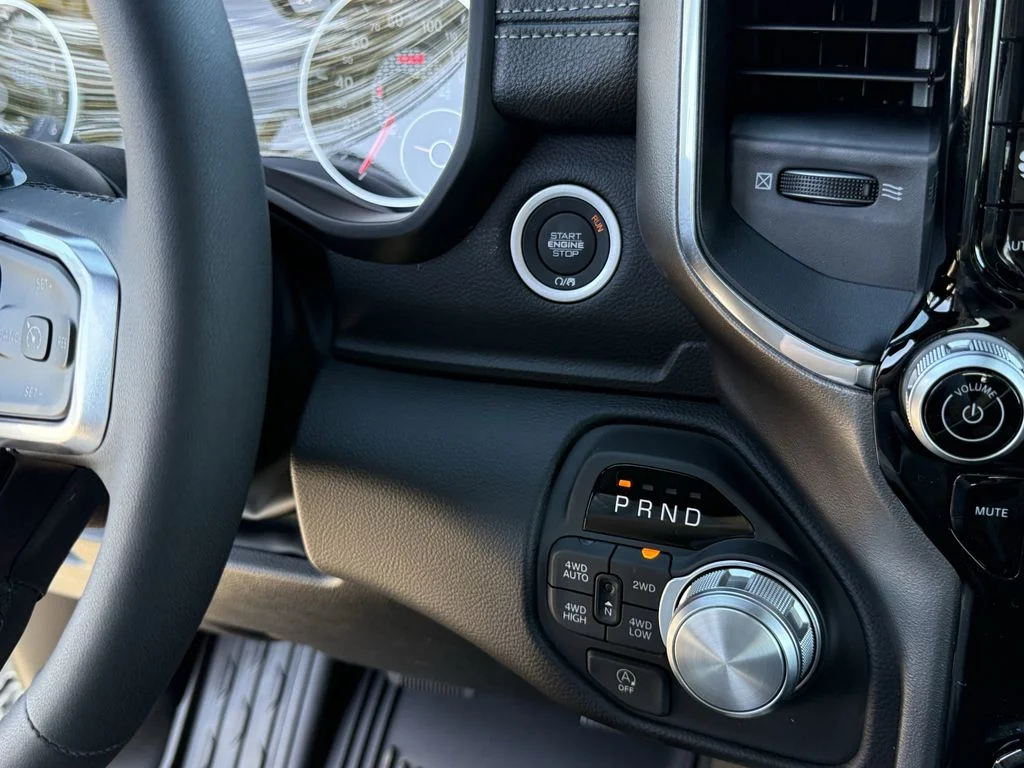 2026 RAM 1500 Laramie - Photo 23