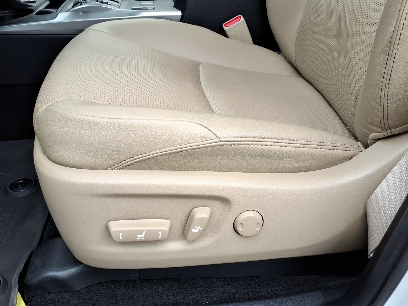 Used 2024 Wind Chill Pearl Toyota Limited image 13