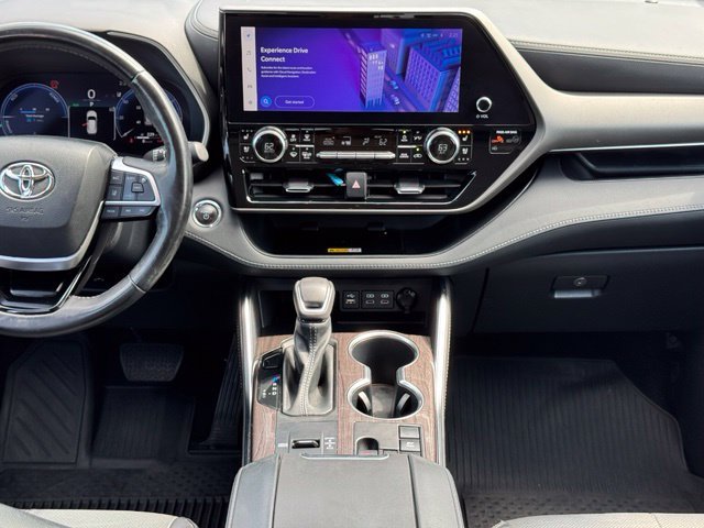 Used 2023 Cypress Toyota Hybrid Limited image 31