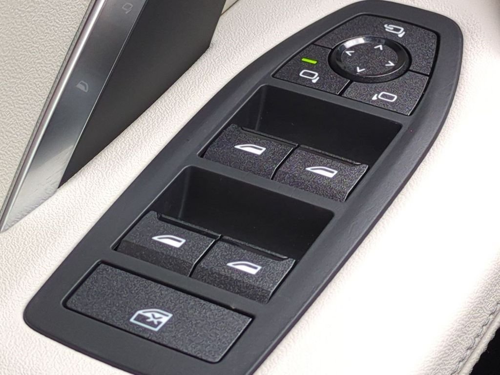 New 2027 Storm Bay Metallic BMW xDrive28i image 25