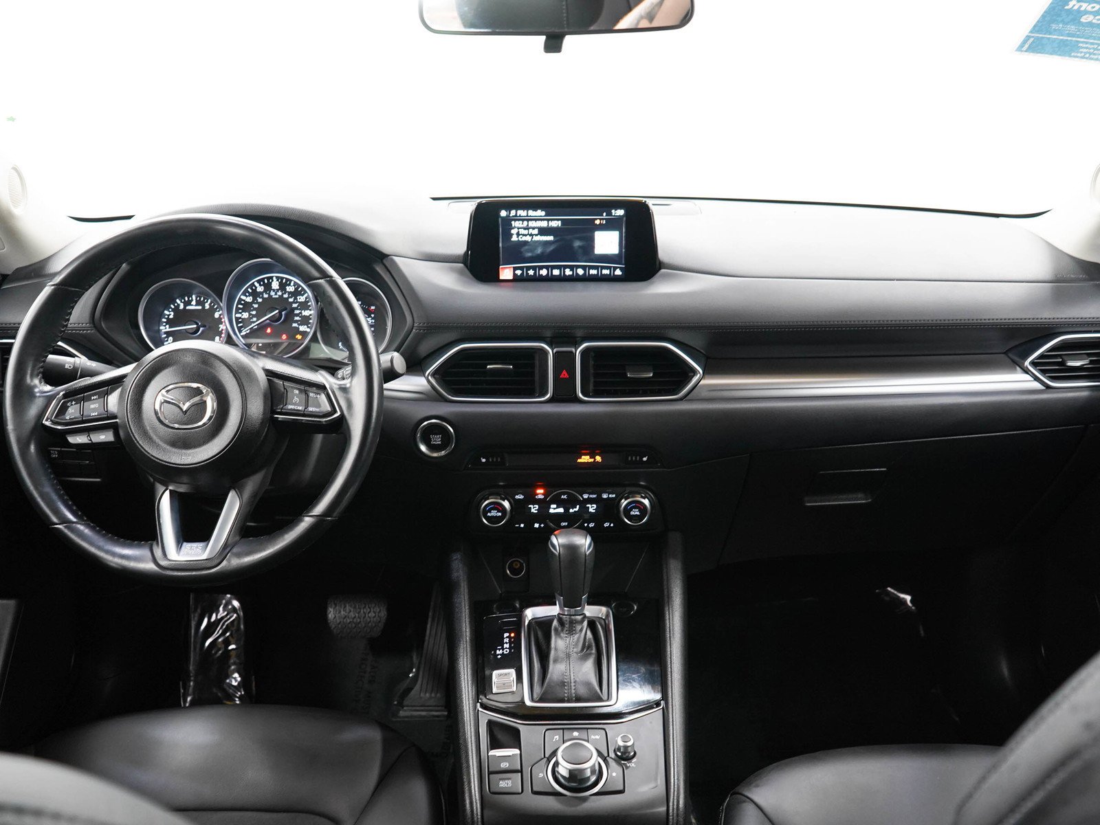 Used 2017 Snowflake White Pearl Mica Mazda Touring image 15