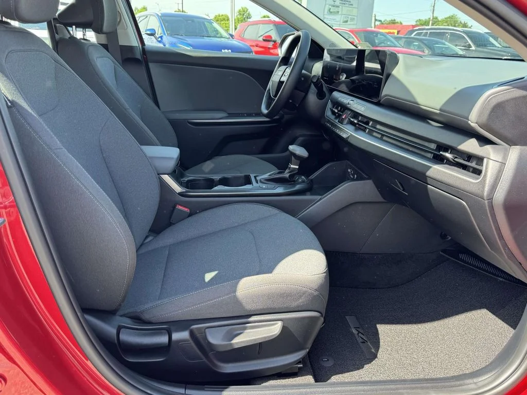 Used 2025 Red Kia LXS image 16